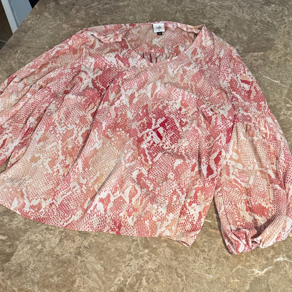 Women's Pink Snake Patterned Top